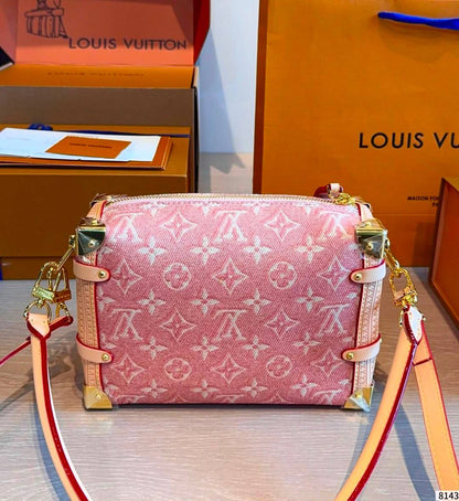 LV
MASTER QUALITY
270 dhs💓
……(with leather )
30CM

Zain295
♥️♥️♥️