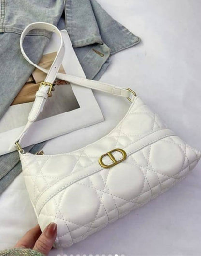 Dior

80 dhs🪙💕
high quality 

With box
🎁🎁🎁

Zain26
♥️♥️♥️