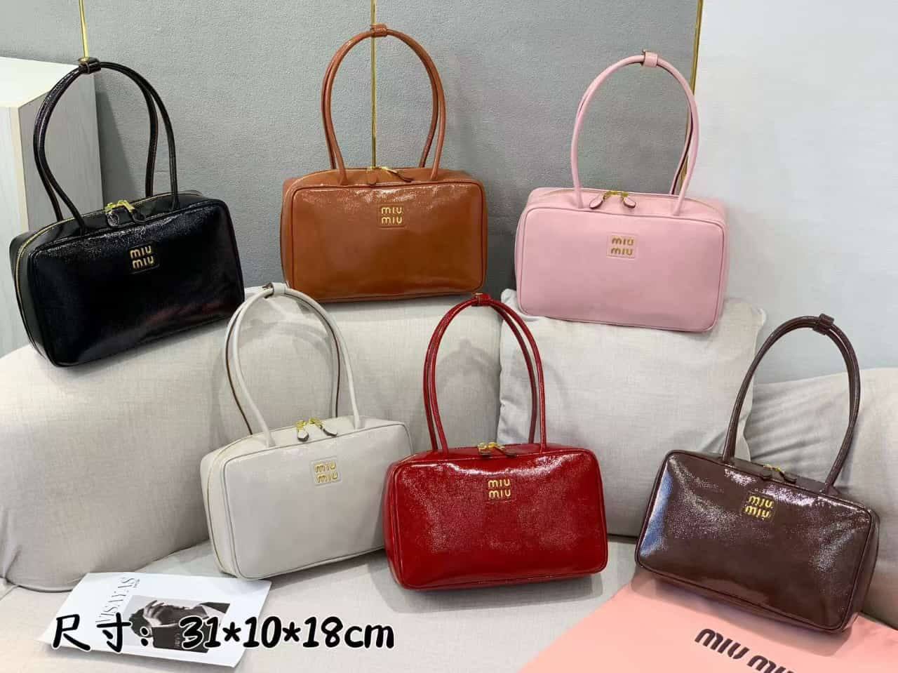 Miu Miu
High quality
95 dhs✅

Zain50
♥️♥️♥️