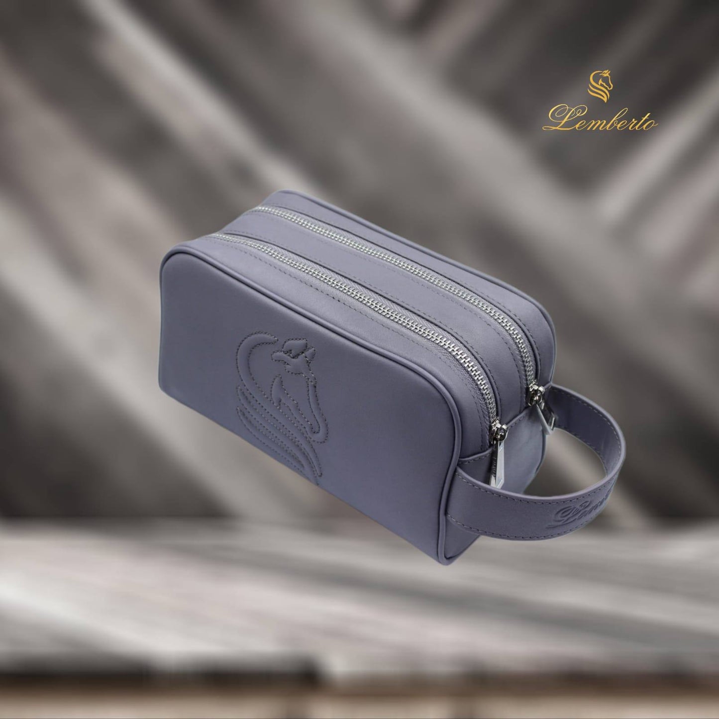 *LEMBERTO TOILETRY POUCH FOR MEN FULL LEATHER*

230 dhs🗽

*WITH BOX AND BAG*
🎁🎁🎁

Zain58
♥️♥️♥️