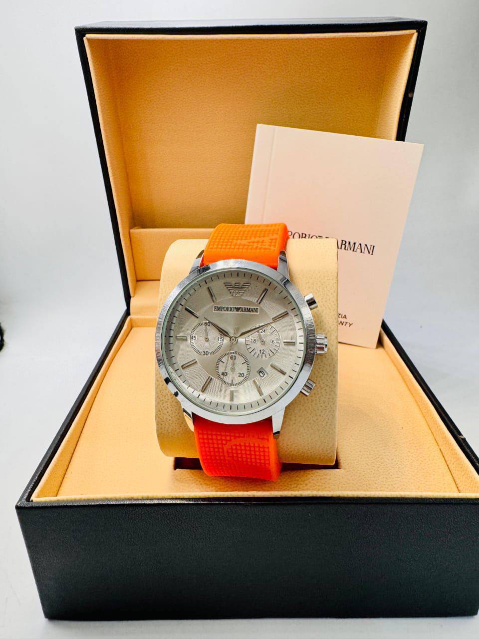 Armani men
*Chronograph working*
*offer price
60 dhs🪙🌨️

Zain08
♥️♥️♥️
