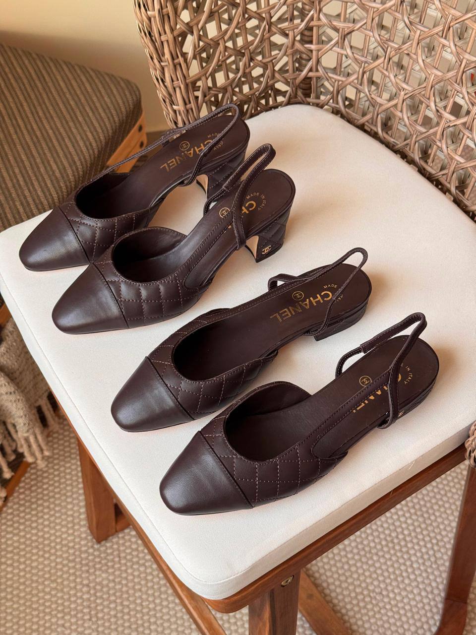 CHANEL
✨ Collection
👠 36–41
💎 Premium Quality
🔥 Super Master
450 dhs🇦🇪🇦🇪

Zain198
♥️♥️♥️
