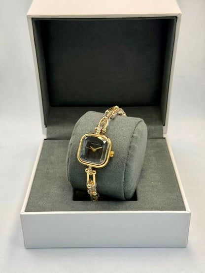 Tifany ladies
55 dhs✅

Zain08
♥️♥️♥️