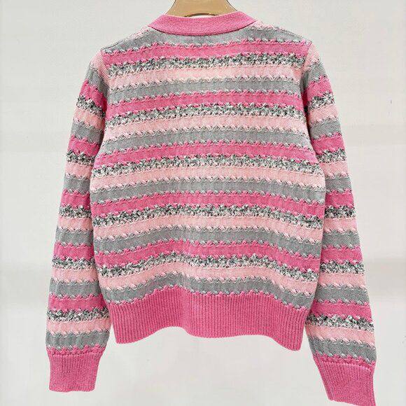 CHANEL
Women’s Cardigan
Master Quality 
SML
320 dhs✅

Zain276
♥️♥️♥️