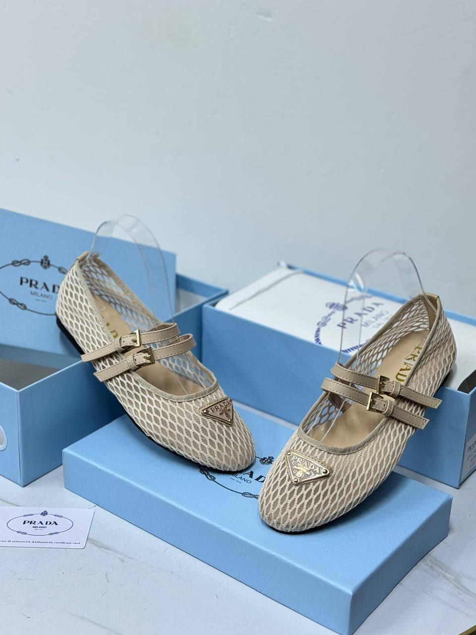 𝐑𝐄𝐒𝐓𝐎𝐂𝐊𝐒

𝐏𝐑𝐀𝐃𝐀 𝐁𝐀𝐋𝐋𝐄𝐑𝐈𝐍𝐀 
💯high quality

Size 36-37-38-39-40-41
105 dhs🇦🇪🇦🇪🇦🇪

Zain21
Zain86
♥️♥️♥️