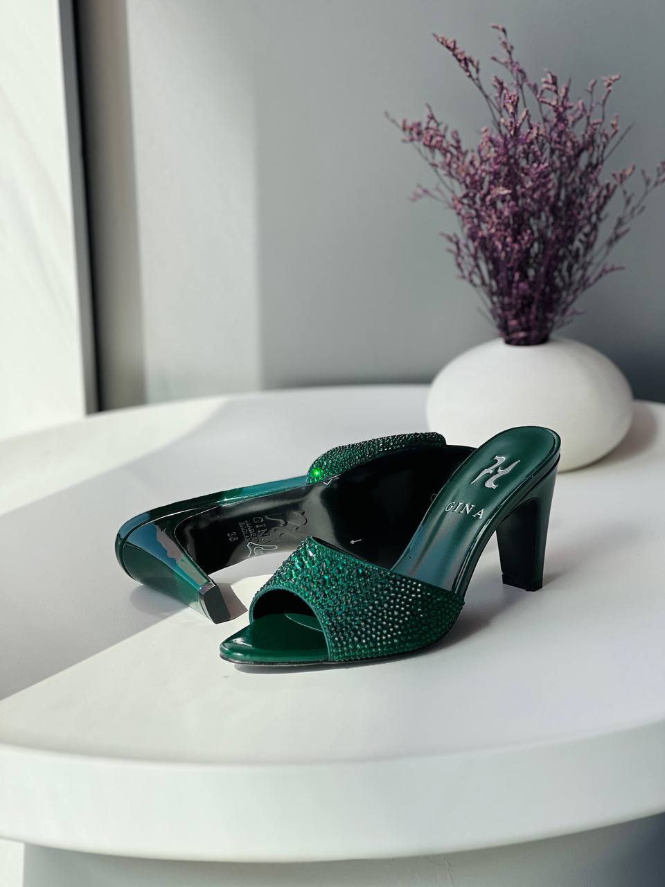 Gina 💛🤎🖤
36-41
_Super master high quality_🪡
400 dhs💓

Zain176
♥️♥️♥️