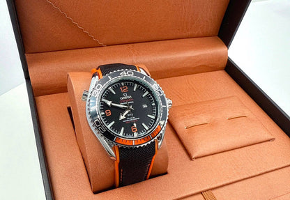 Men’s watch 
55 dhs🇦🇪🇦🇪

Zain45
♥️♥️♥️