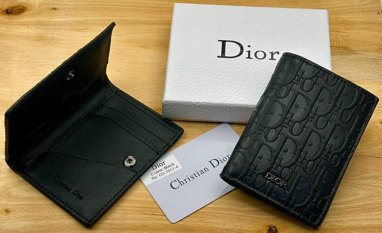 Wallets
65 dhs✅

Zain182
♥️♥️♥️
