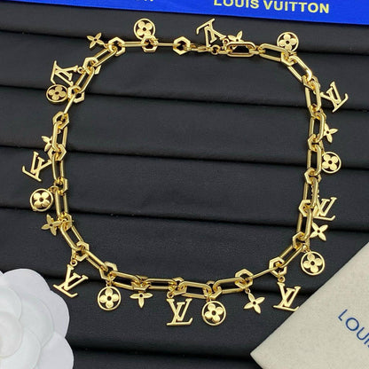 LV Set 💎
Necklace 
Bracelet 
*Master Quality* 🎗️

175  AED normal box 📦

Zain48
♥️♥️♥️
