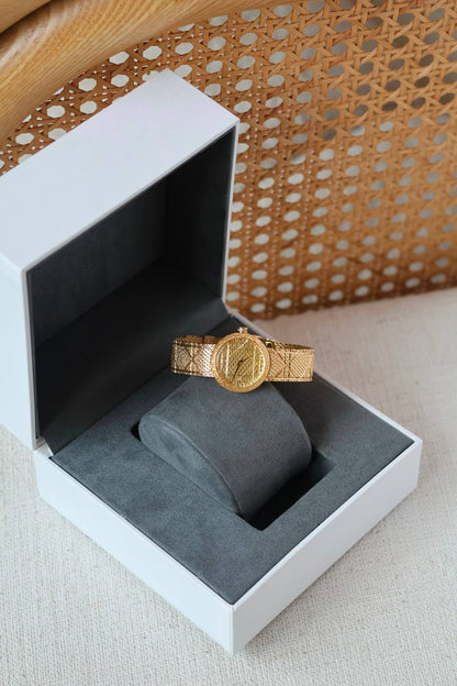 Dior 👒
La D de Dior Satine
25mm
Quartz 🔋
vip ♥️
For Price 👇 WhatsApp✅
0568585901 
0507557372
0552275751 Owner Zain 👌

Zain236
♥️♥️♥️
