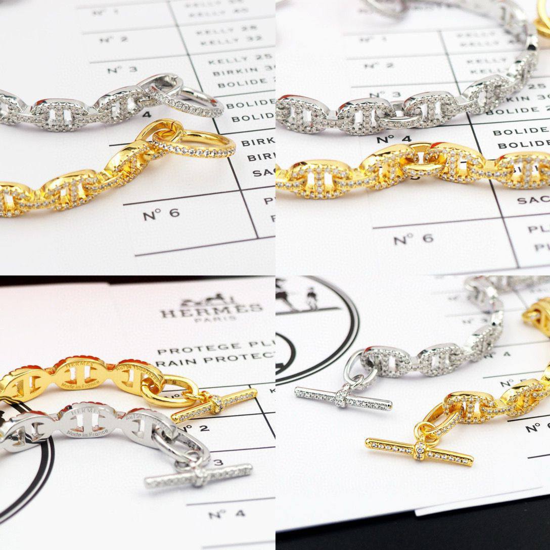 Hermes Bangle* 🦋
Master quality 

65 dhs🪙🌨️
normal box 📦

Zain48
♥️♥️♥️