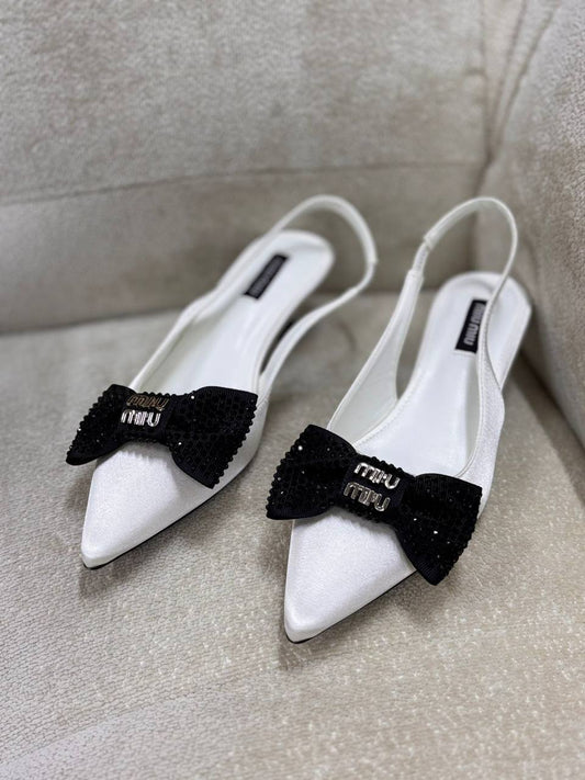 Miu Miu
120 dhs✅
Size 36-42

Zain55
♥️♥️♥️