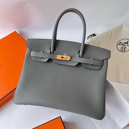 Hermes
115 dhs🪙🌨️

Zain12
♥️♥️♥️
