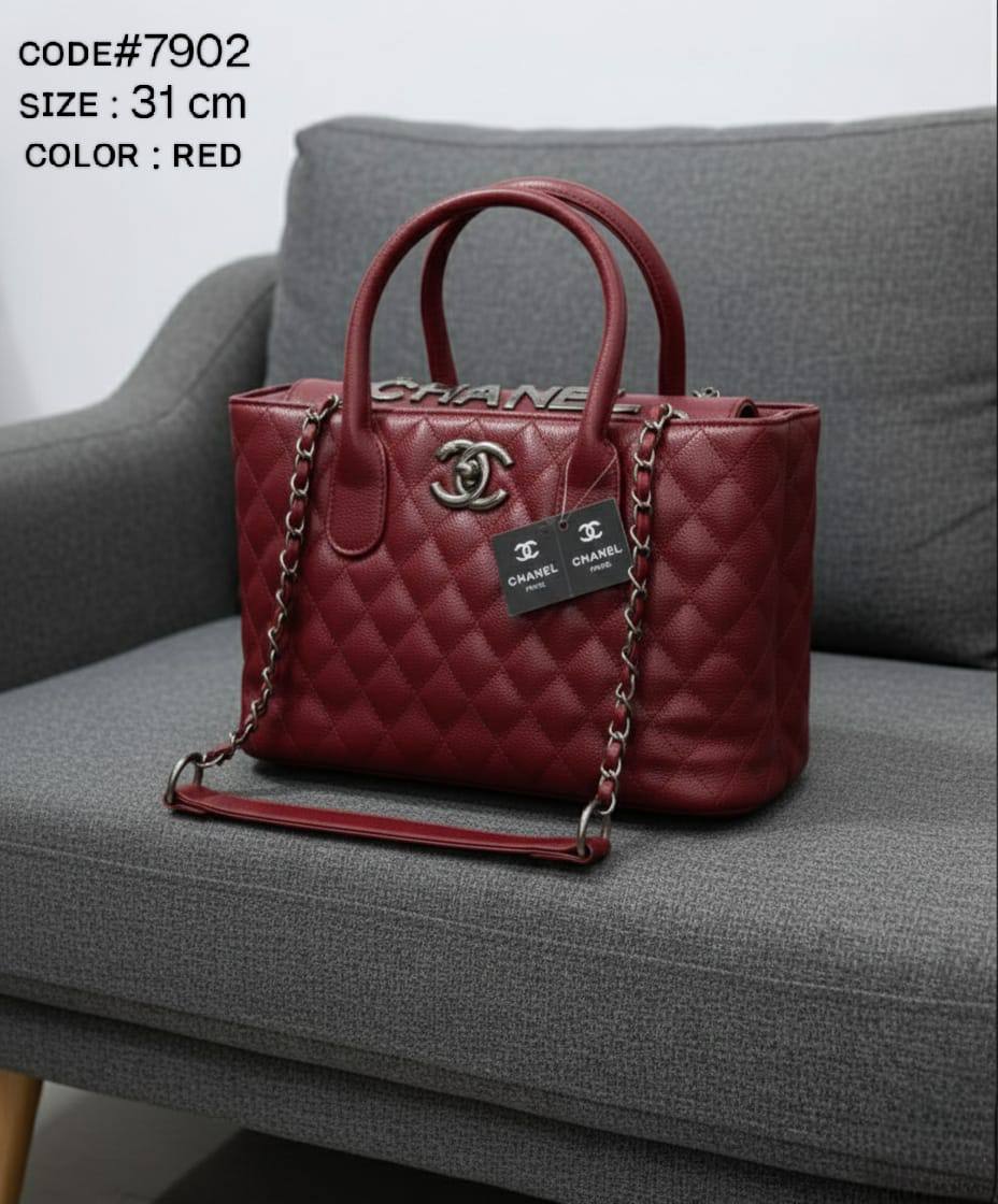 CHANEL ᴛᴏᴘ ʜᴀɴᴅʙᴀɢ
ᴄᴀᴠɪᴀʀ ʟᴇᴀᴛʜᴇʀ ᴍᴀᴛᴇʀɪᴀʟ
ᴘʟᴀᴛɪɴᴜᴍ ᴄᴏʟᴏʀ ʜᴀʀᴅᴡᴀʀᴇ
ғʟᴀᴘ ᴛᴡɪsᴛ ʟᴏᴄᴋ
ᴡɪᴛʜ ᴄʜᴀɴᴇʟ ʟᴏɢᴏ ʜᴀʀᴅᴡᴀʀᴇ
sɪᴢᴇ 31 cm
ᴡɪᴛʜᴏᴜᴛ BOX

110 dhs❤️

Zain31
♥️♥️♥️