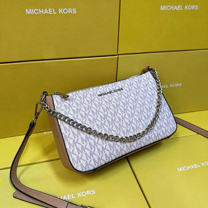 MK 
GOOD QUALITY WITH BOX  
90 dhs🇦🇪🇦🇪

Zain295
♥️♥️♥️