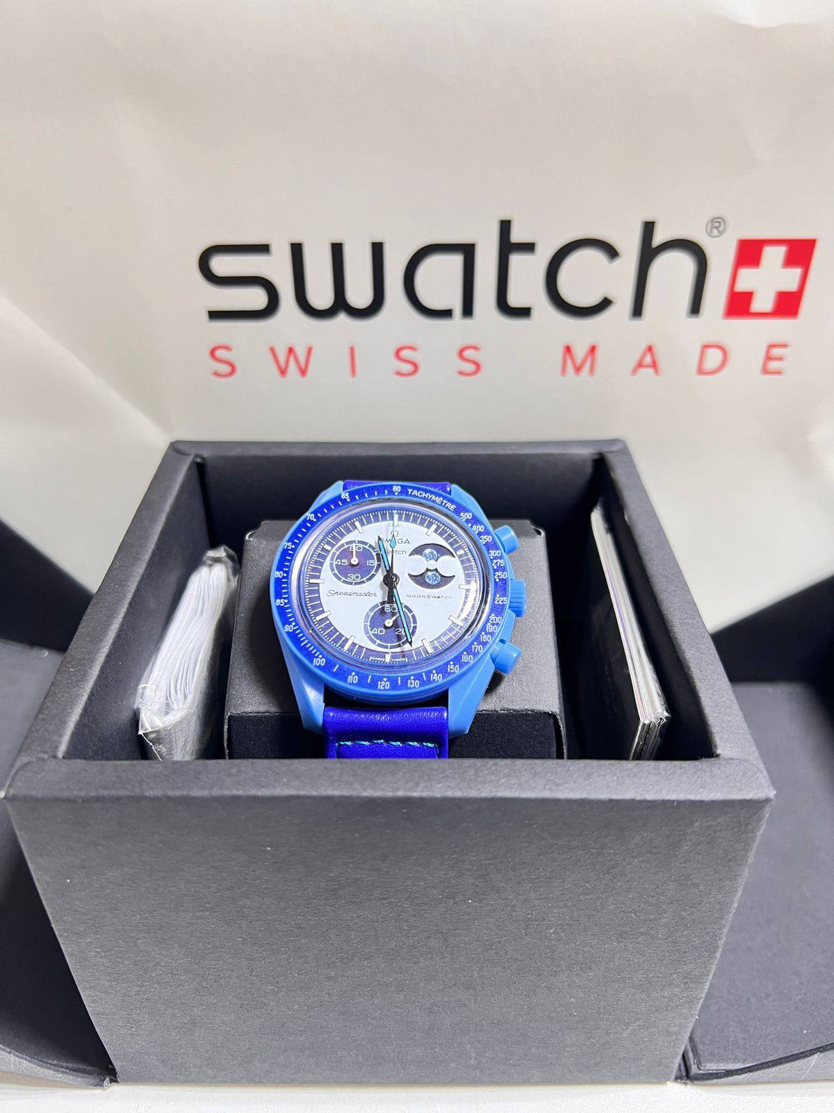 Swatch Omega
60 dhs❤️

Zain85
♥️♥️♥️