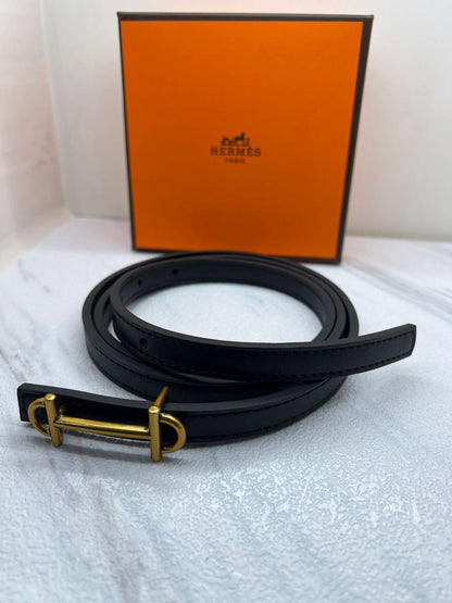 Belts 

50 dhs✅

with box
🎁🎁🎁

Zain182
♥️♥️♥️