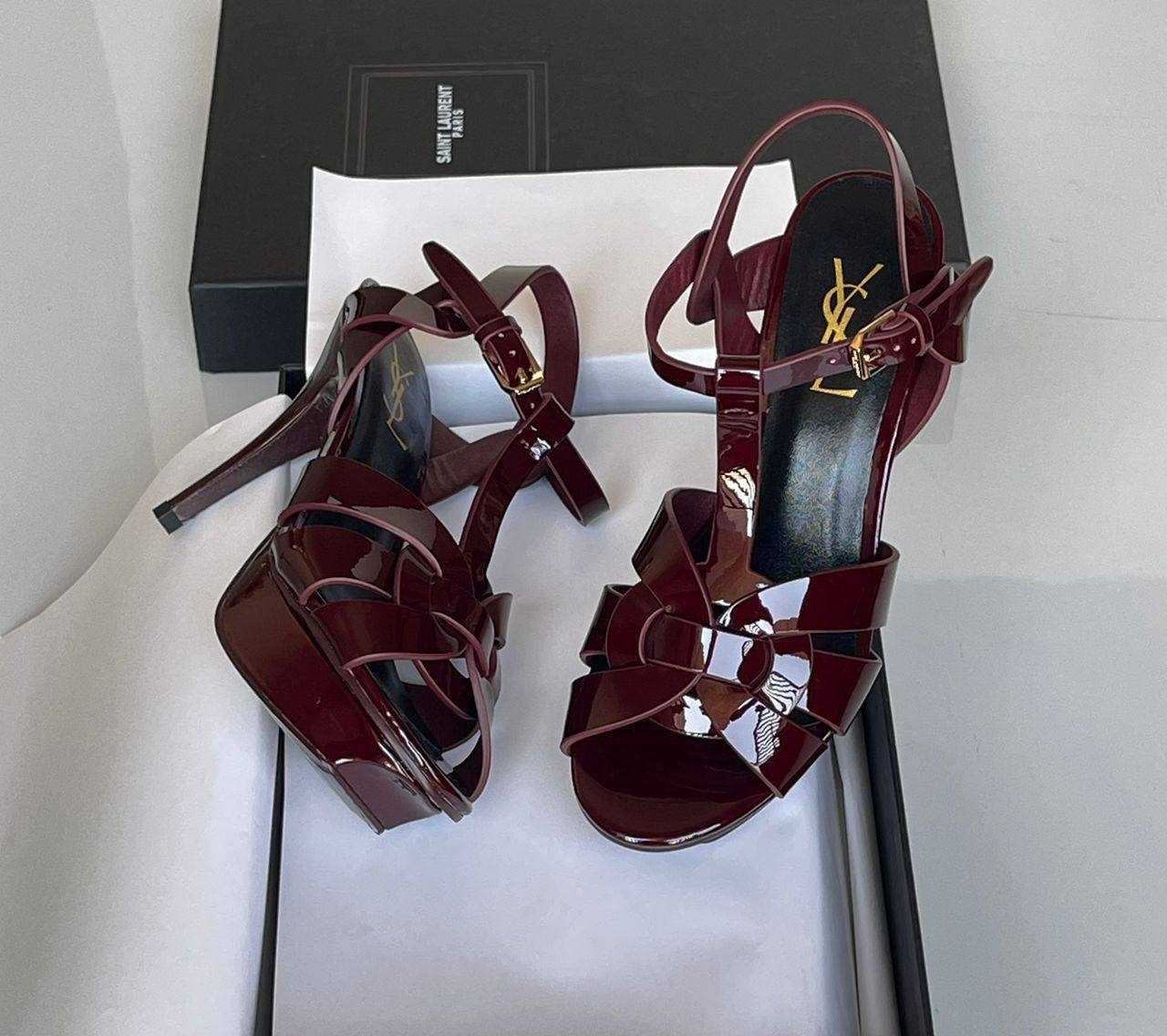 YSL 
SuperMaster Quality 💯
450 dhs❣️
Size: 36-41💥

Zain171
♥️♥️♥️
