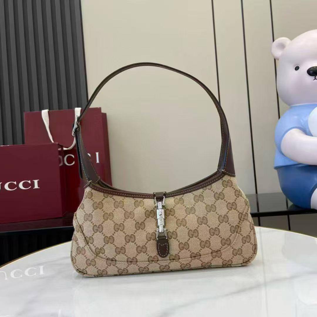 Gucci
Master
250 dhs🪙🌨️

Zain153
♥️♥️♥️