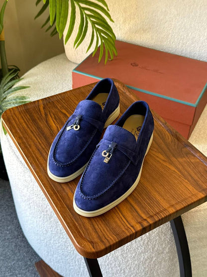 LORA PIANA 
SuperMaster Quality 💯
450 dhs💓
Size:36-41💥

Zain171
♥️♥️♥️