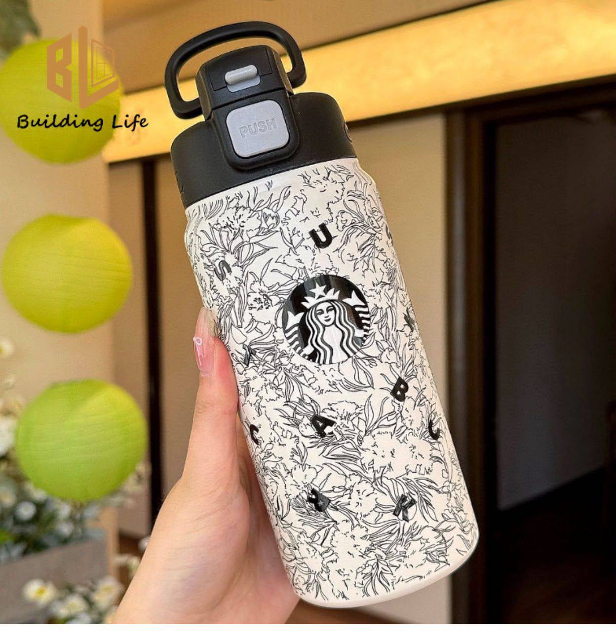 New Starbucks coffee mug & tissue box arriving 
65 dhs✅

Zain88
♥️♥️♥️