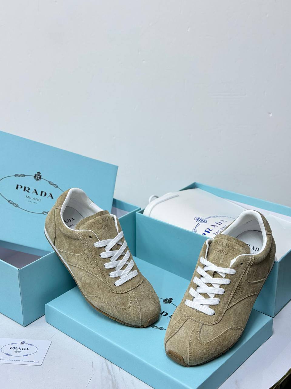 PRADA 
SIZE 36-41
130 dhs✅

Zain21
♥️♥️♥️