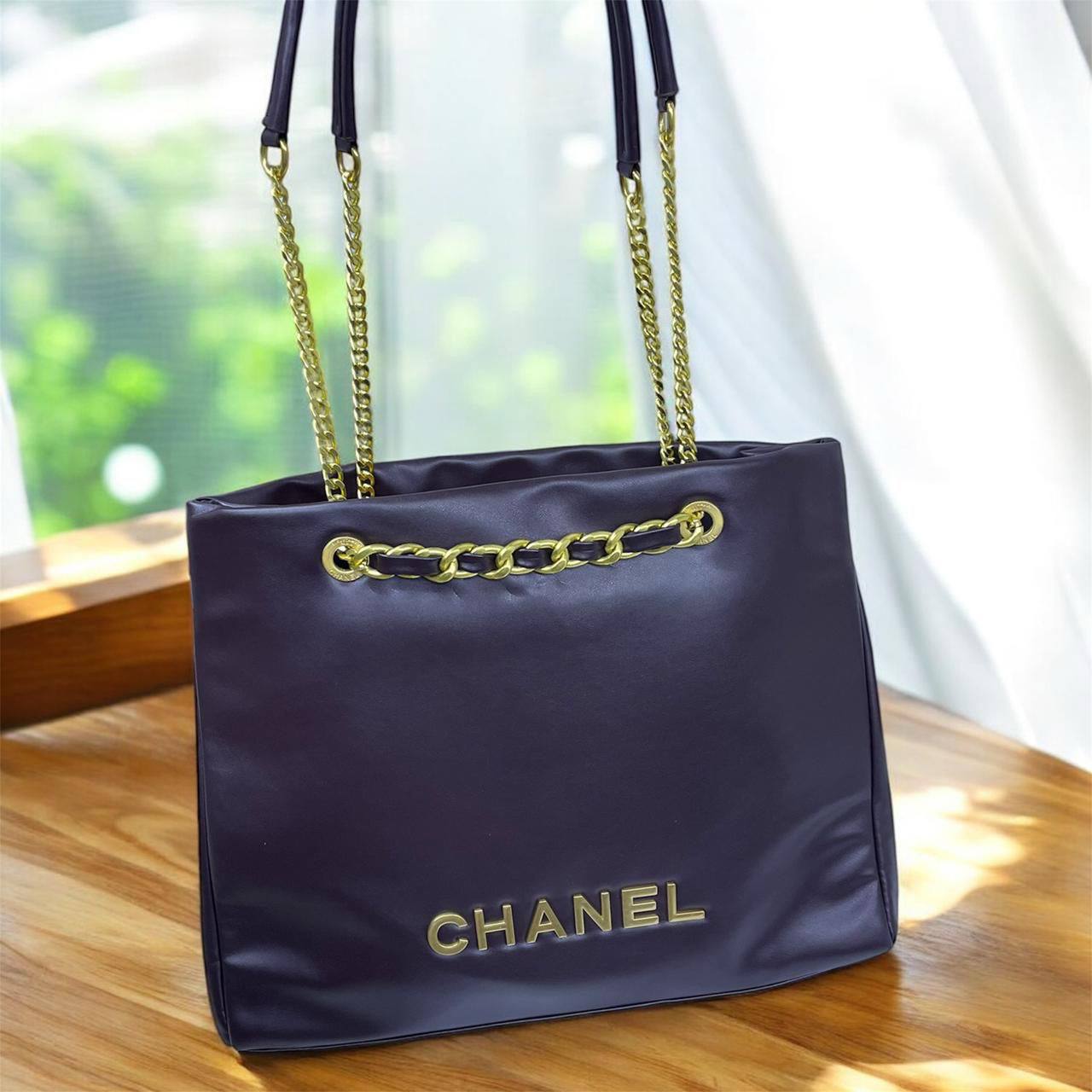 Chanel
100 dhs✅

Zain72
♥️♥️♥️