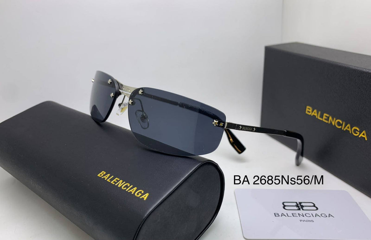 Ladies sunglasses 
70 dhs🇦🇪🇦🇪

Zain126
♥️♥️♥️