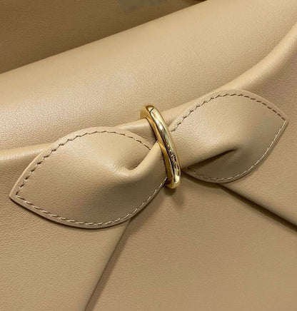 DIOR
GOOD QUALITY
110 dhs✅

Zain39
♥️♥️♥️