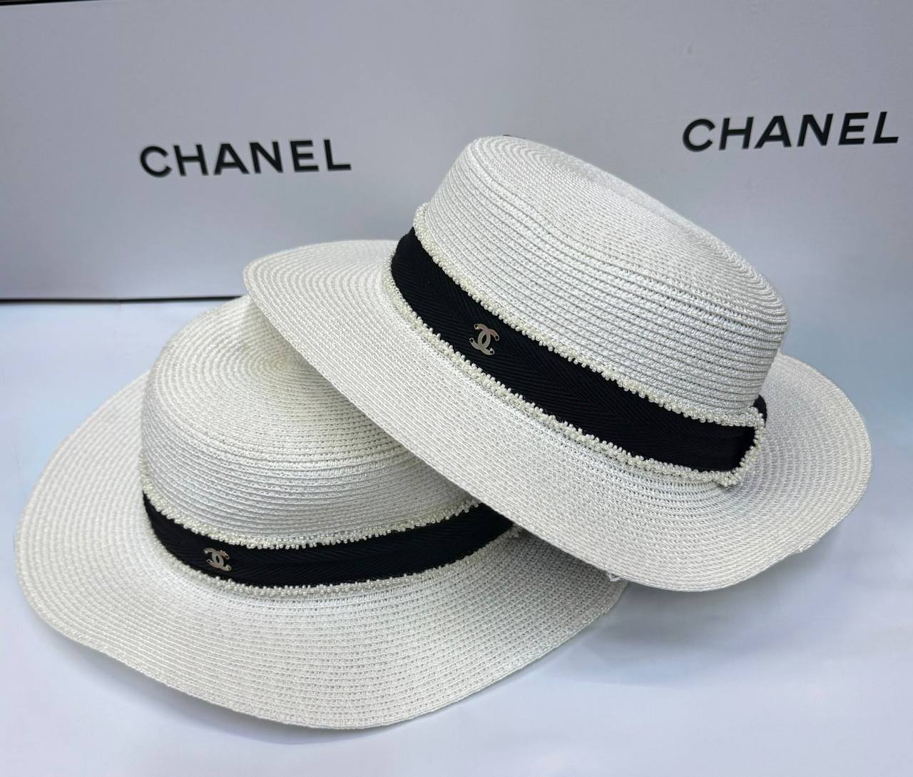 HAT
65 dhs✅

Zain93
♥️♥️♥️
