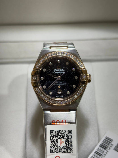 OMEGA LADY 
_Women's ... New style.

470 dhs🪙🌨️
____WITH BOX ______❒
🎁🎁🎁

Zain108
♥️♥️♥️