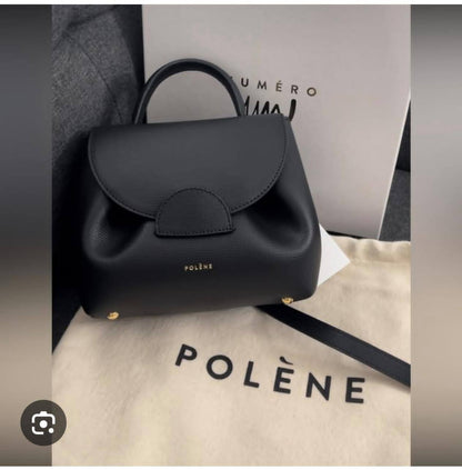 POLENE BAG

SIZE……….20cm

100 dhs🇦🇪🇦🇪🇦🇪

Zain200
♥️♥️♥️