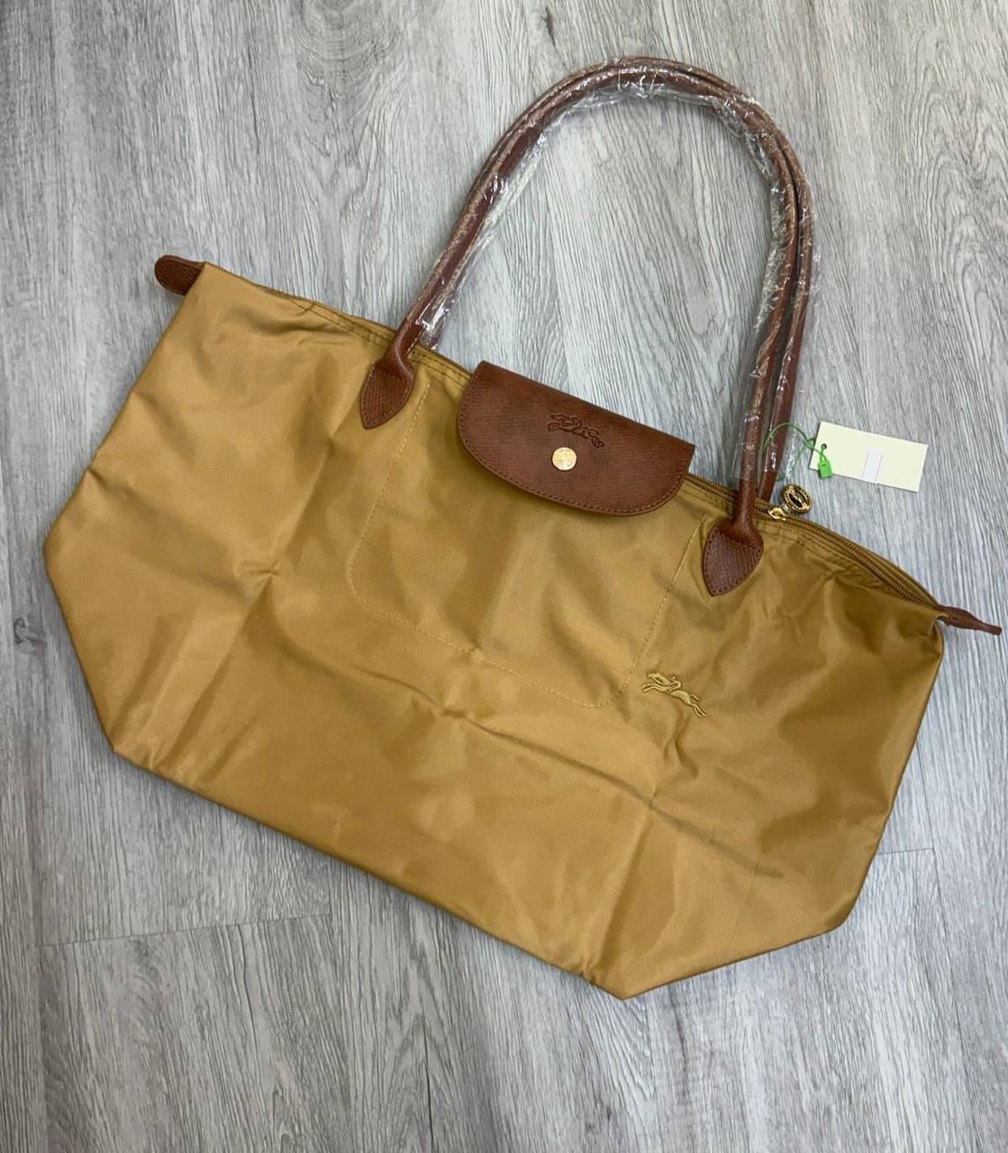 NEW CAME
LONG CHAMP 
GOOD QUALITY 
50 dhs✅
*SIZE:50-33-30*

Zain40
♥️♥️♥️