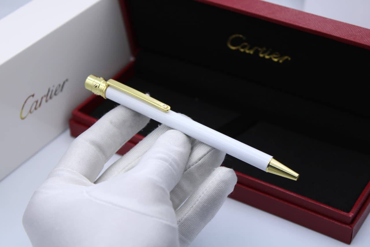 PEN WITH MASTER BOX
70 dhs✅

Zain304
♥️♥️♥️