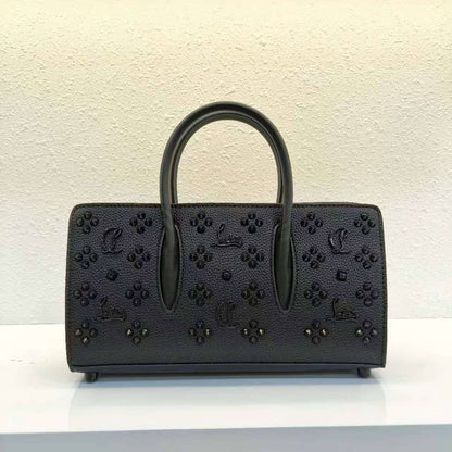 Christian Louboutin 
With box 
🎁🎁🎁

120 dhs✅
Size 28cm

Zain161
♥️♥️♥️