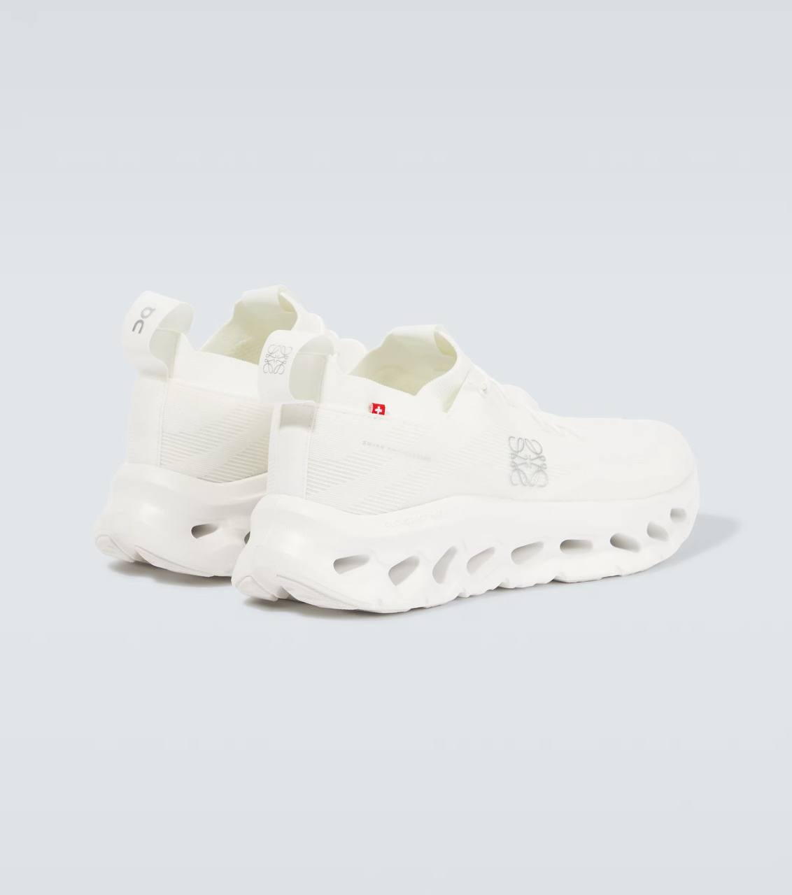 Loewe x On Cloudtilt sneakers ’All White’🤍
36-45 AVAILABLE🤩
180 dhs✅

Zain242
♥️♥️♥️