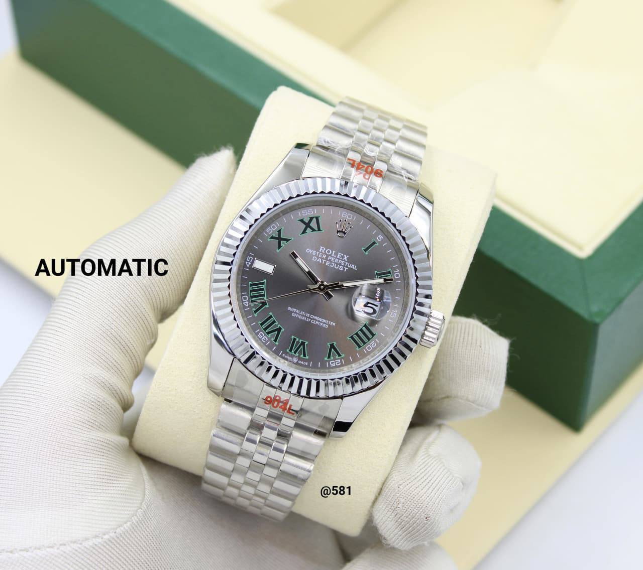 ROLEX DATEJUST MEN AUTOMATIC 41mm

180 dhs🪙🖤

Zain58
♥️♥️♥️