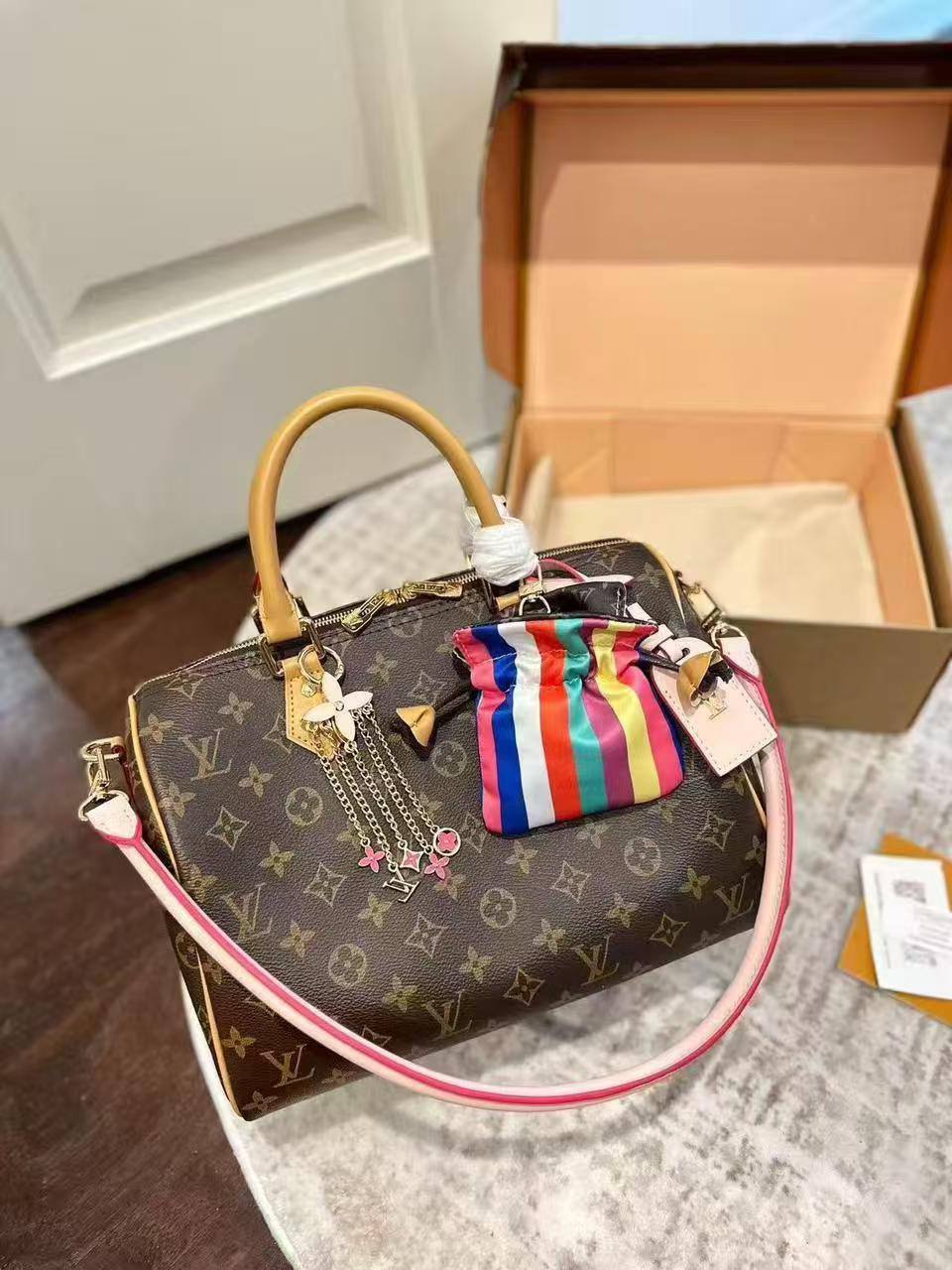 LV
Master🌺
30cm🫶🏼🫶🏼
330 dhs✅

Zain297
♥️♥️♥️
