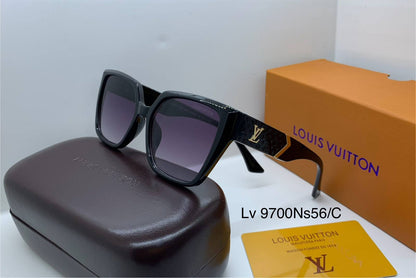 Ladies sunglasses 

70 dhs🇦🇪🇦🇪

Zain126
♥️♥️♥️