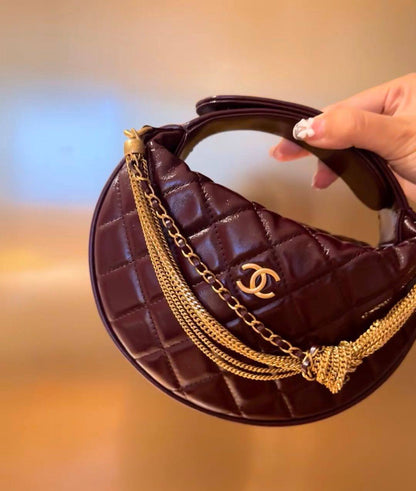 Chanel

110 dhs👑

with box
🎁🎁🎁

Zain07
♥️♥️♥️