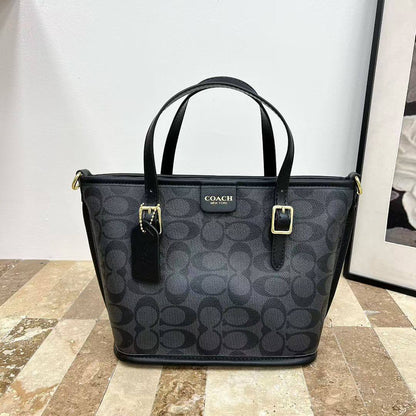Coach
70 dhs💓

Zain232
♥️♥️♥️