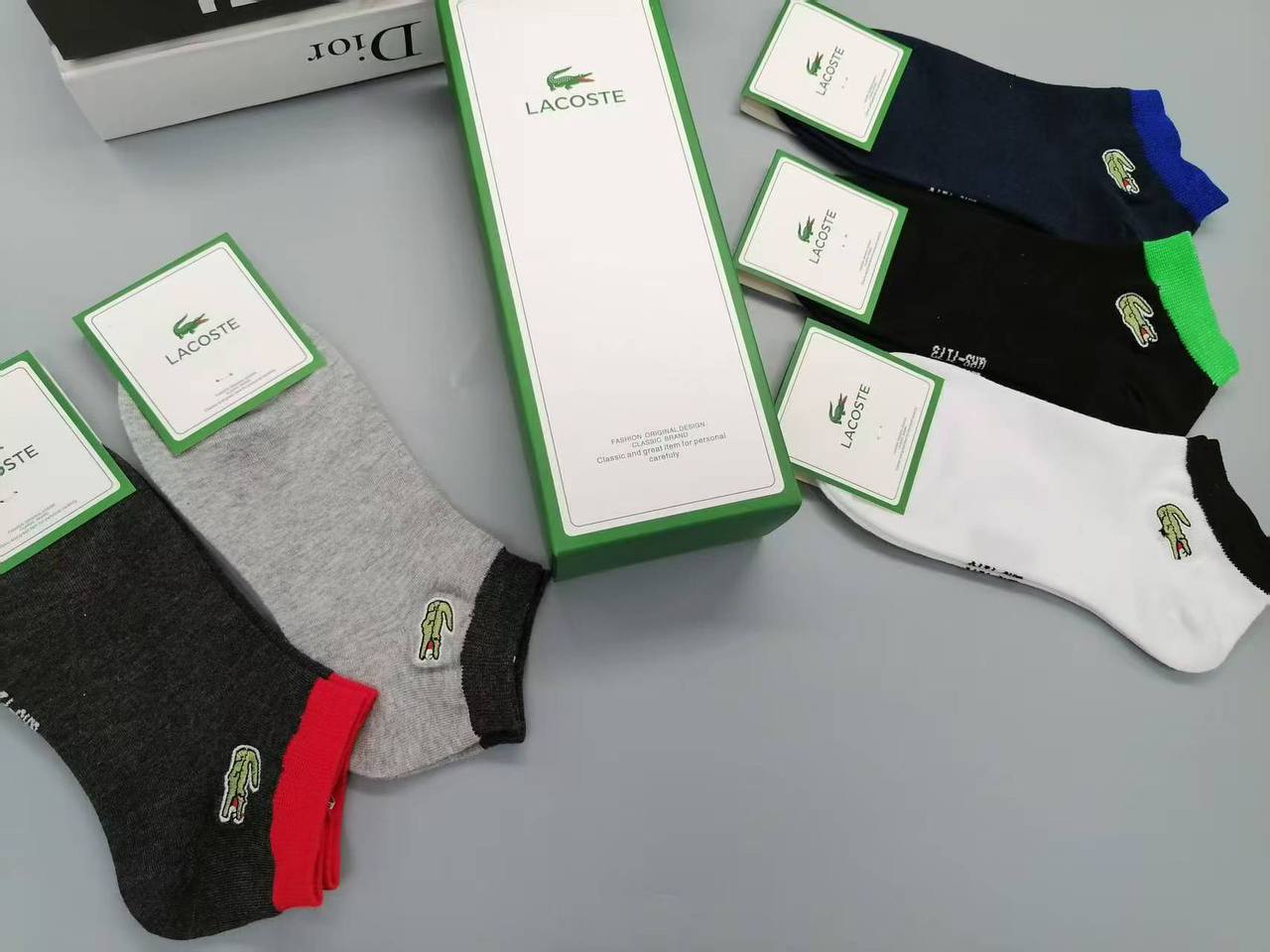 SOCKS 🆕

45 DHS💓

WITH GOOD BOX 📦
🎁🎁🎁

Zain231
♥️♥️♥️
