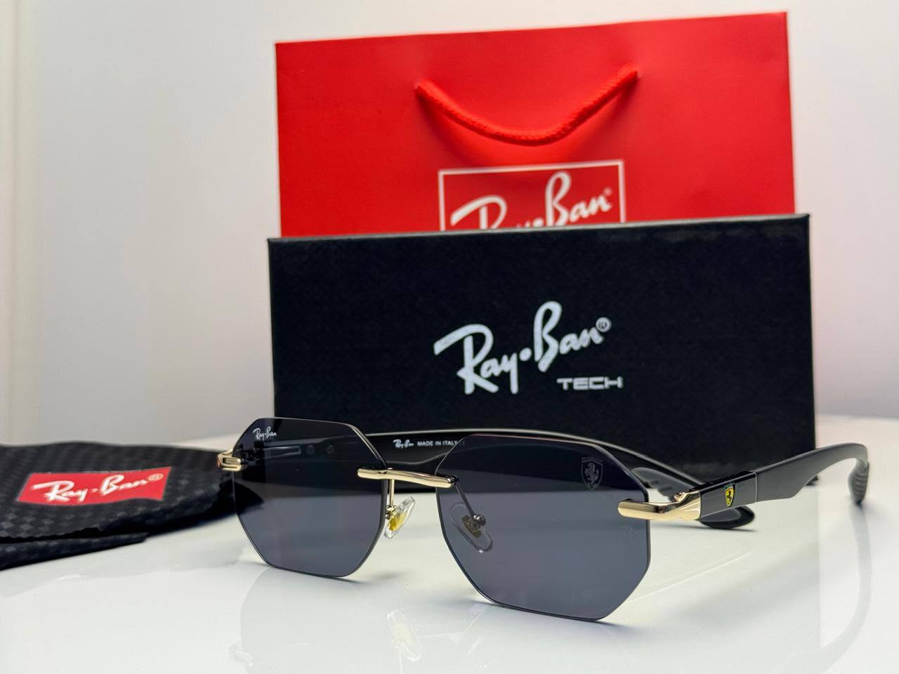 Ray Ban
55 dhs🇦🇪🇦🇪

Zain182
♥️♥️♥️