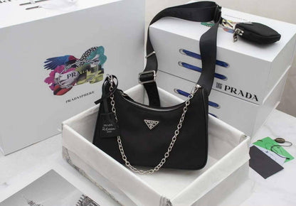 Gucci - YSL - 
Chanel - Goyard - Miu Miu
Master🌺🌺
For Price 👇 WhatsApp✅
0568585901 
0507557372
0552275751 Owner Zain 👌

Zain192
♥️♥️♥️