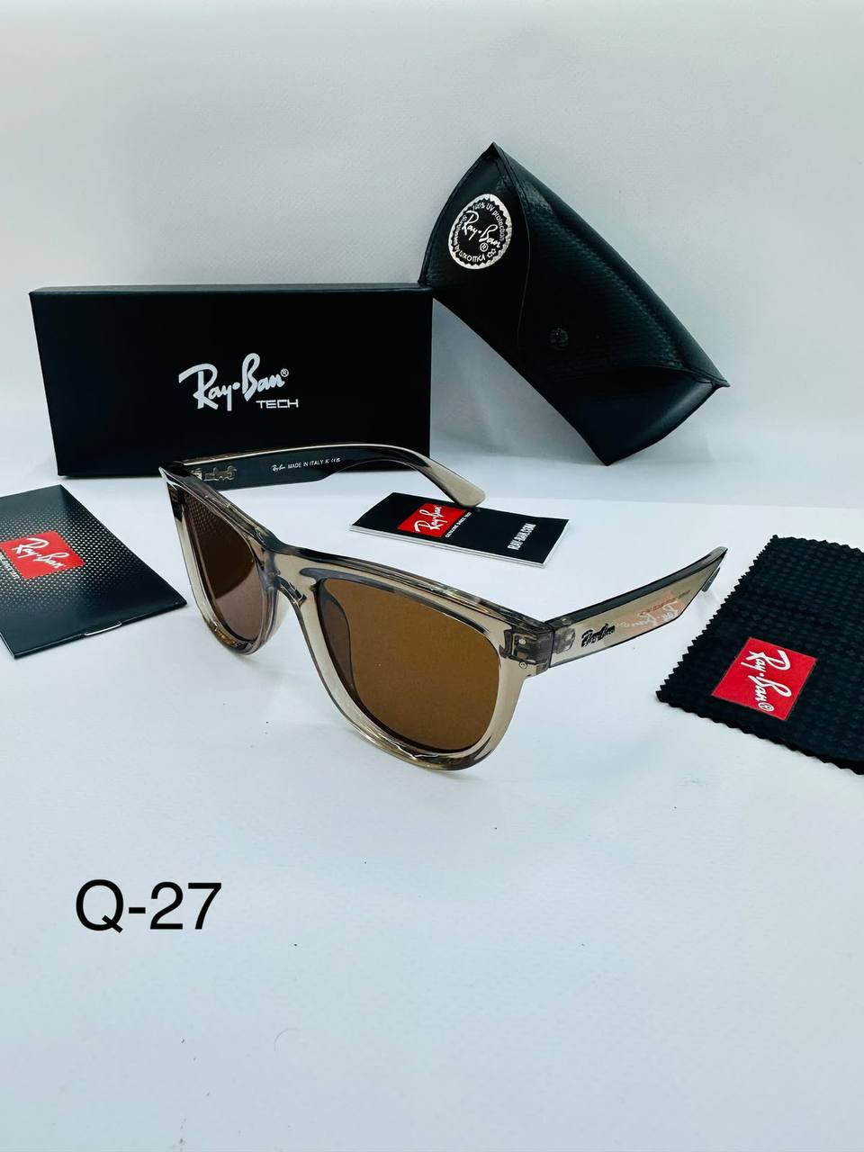 Sunglasses 🕶️*
New stock 💥
good quality 💯
Copy one 1️⃣ 
With master box 🗃️ 
50 dhs💛

Zain216
♥️♥️♥️