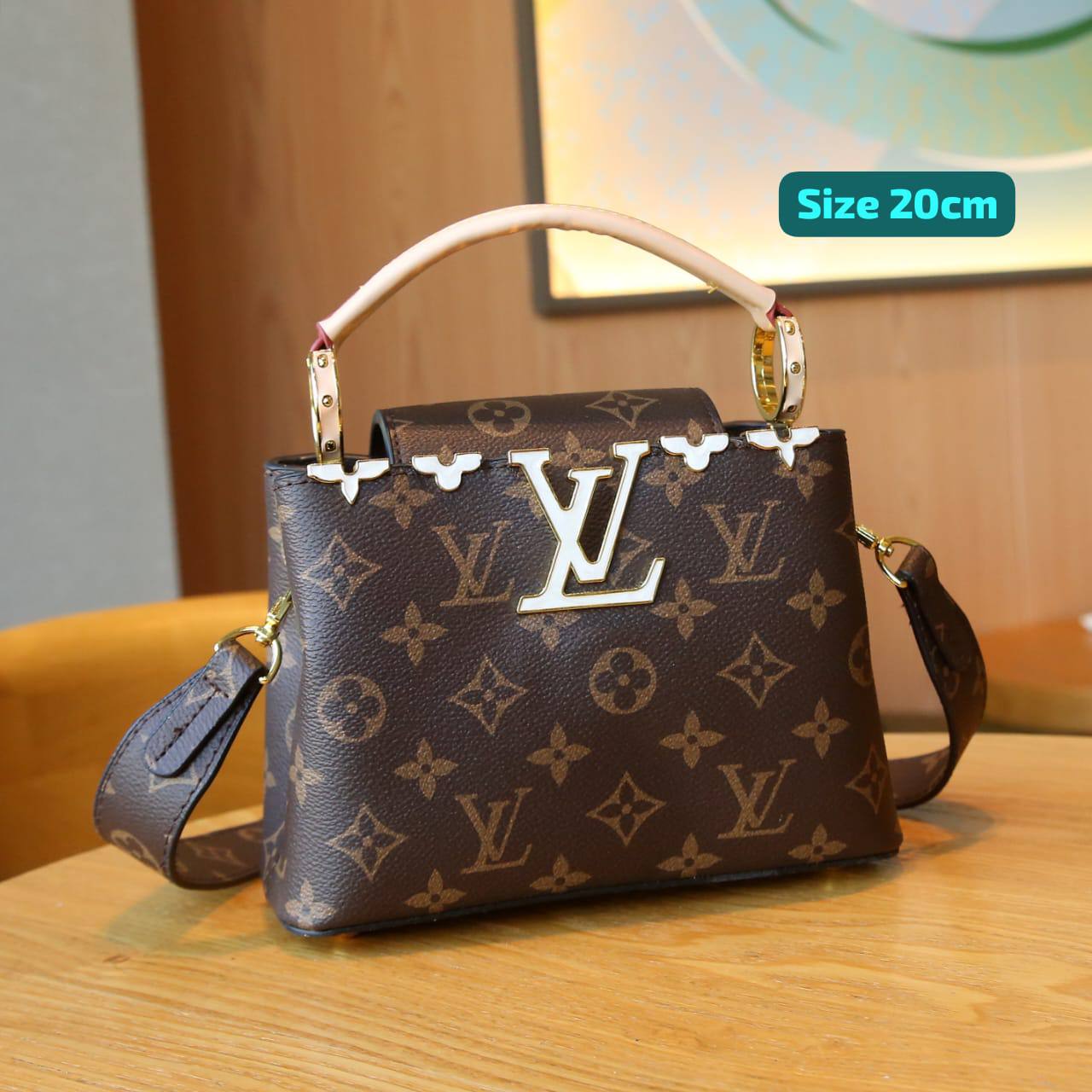 LV

Good quality 

with box 
🎁🎁🎁

110 dhs🪙🌨️

Zain186
♥️♥️♥️