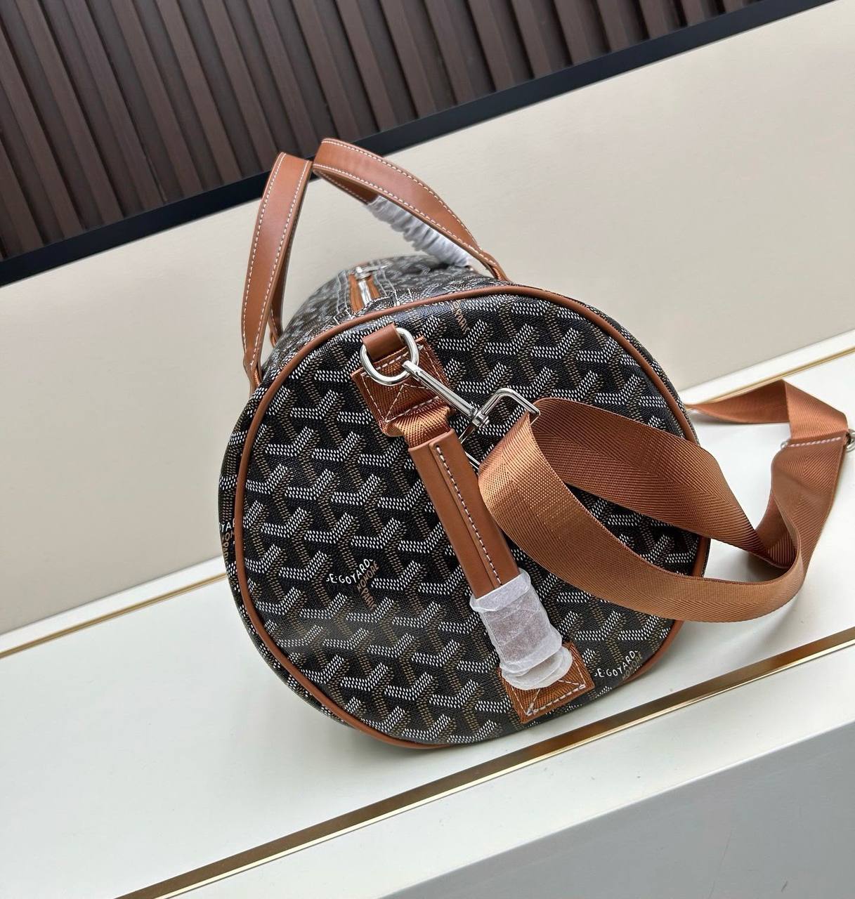 GOYARD TRAVELING BAG 
 GOOD QUALITY 
115 dhs✅
40CM

Zain295
♥️♥️♥️