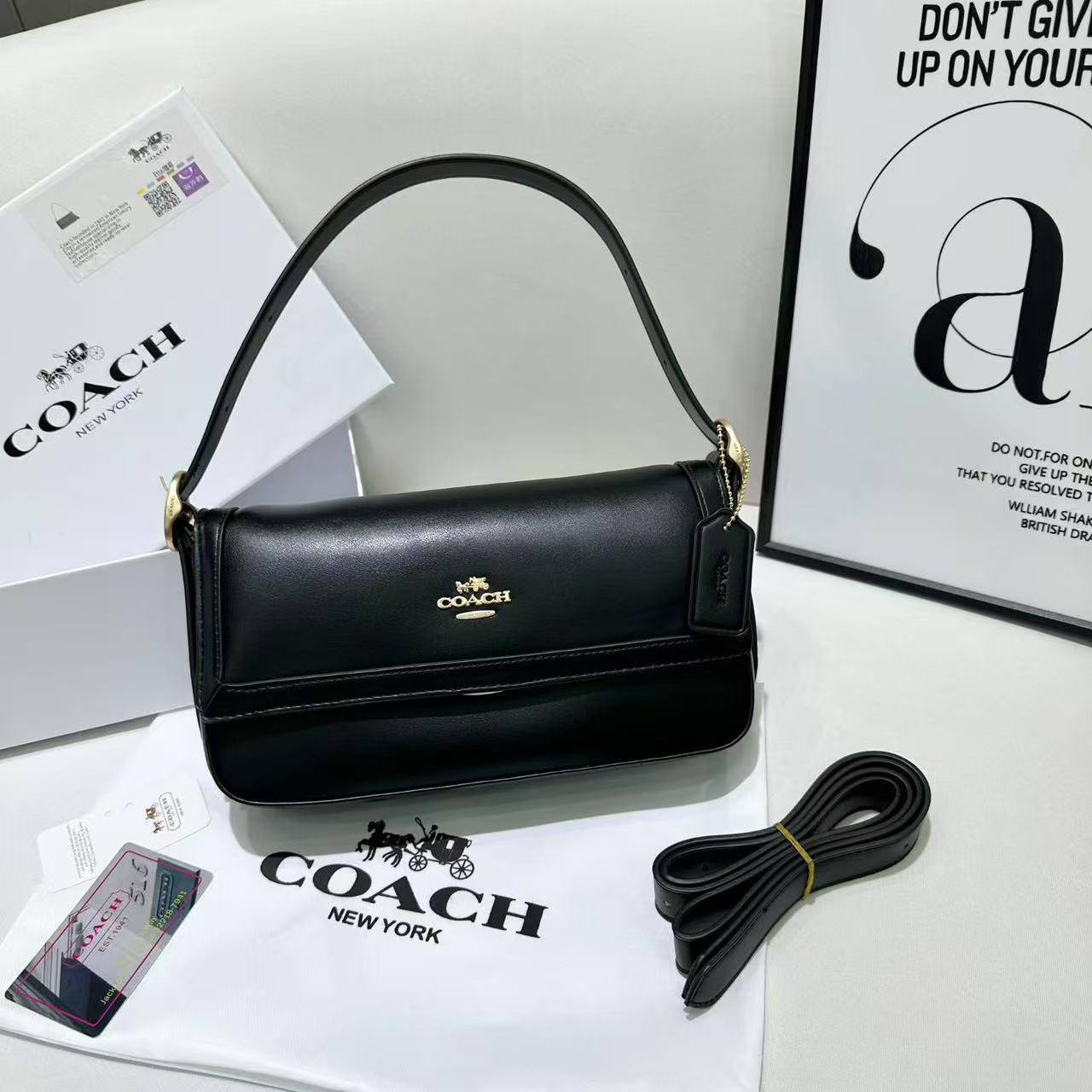 Coach
Best quality

With box’s
🎁🎁🎁

95 dhs💚
size 26cm

Zain158
♥️♥️♥️