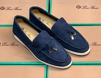 Loro Piana
Size 40 to 45
170 dhs✅✅

Zain337
♥️♥️♥️