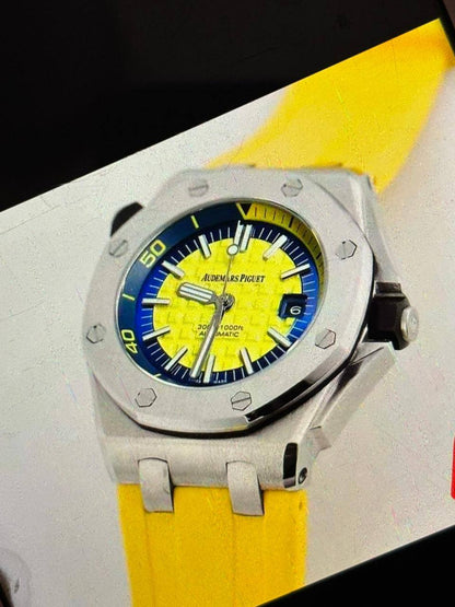 Audemars piguet for men ... automatic🌹🌹🌹

280 dhs🪙🌨️
____With box______❒
🎁🎁🎁

Zain108
♥️♥️♥️